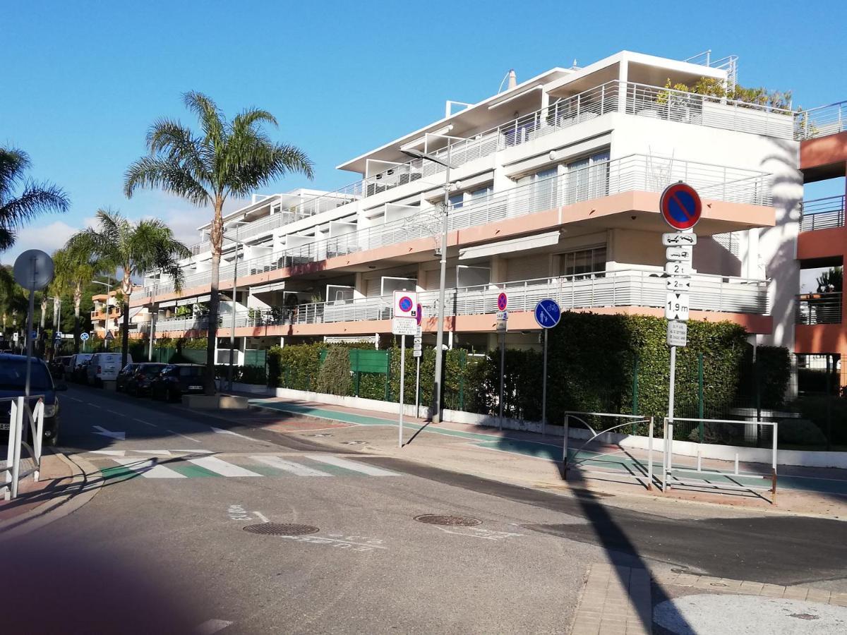 Appartement 2P Et Parking Prive A 50M Des Plages. Villeneuve-Loubet Buitenkant foto